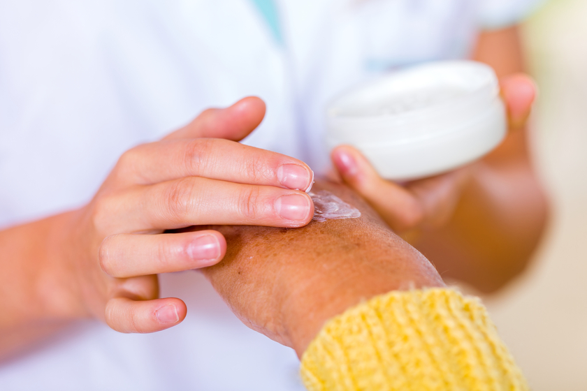 Caring For Your Elderly Loved One With Eczema: How Senior Living Communities In Matthews, NC Can Help