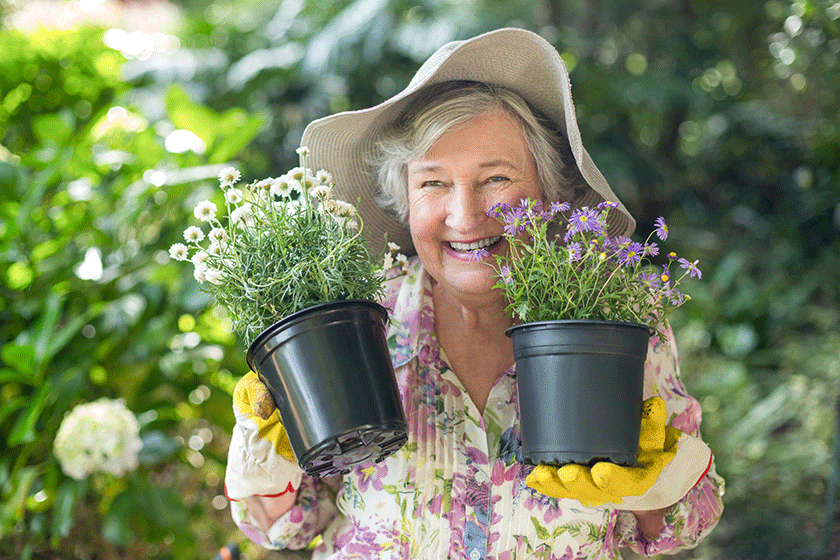 5 Simple Family Projects To Stay Connected With Your Loved Ones In An Assisted Living Residence in Charlotte, NC