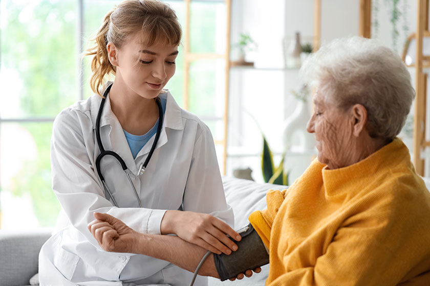 Collaborative Care In Memory Care Centers In Matthews, NC & How It Helps Seniors